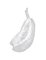 Anhänger Silber hell Feder gebogen breit 41x18 mm