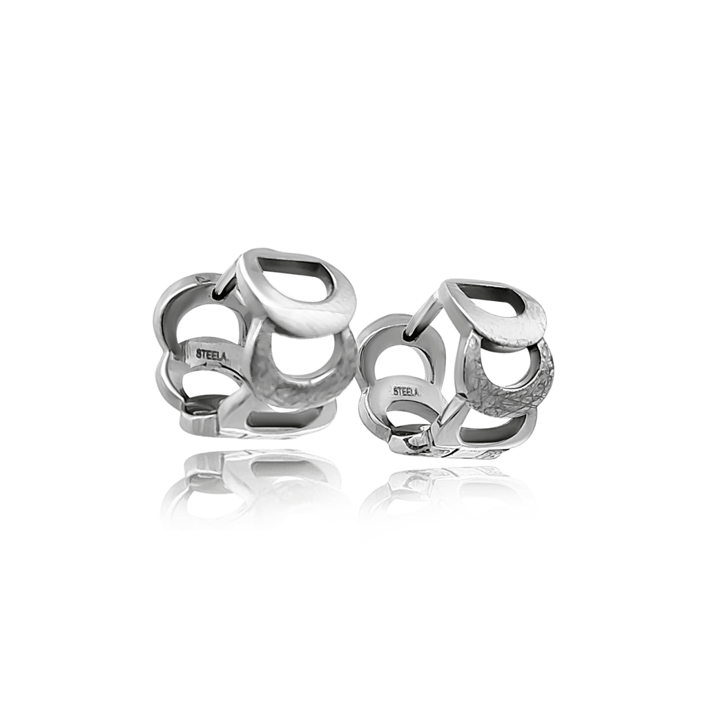 Edelstahl Creolen 13 x 9 mm mit halbmondförmigen Cut Outs und mattierten Flächen - Shanti Enterprise AG
