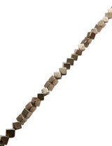 Gold-Pyrit Strang 4.5 mm Würfel poliert