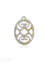 Horn Anhänger Amulett Blume oval durchbrochen mit Loch Farbabweichungen sind möglich