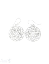 Ohrhänger Silber hell Blumenmandala 30 mm Rand getupft mit Bügel