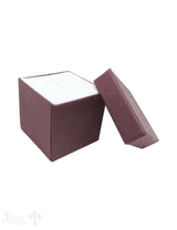 Schmuckbox bordeaux, Karton mit Stoffauskleidung weiss 3,5x3,5x3,5 cm