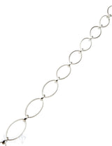 Silberkette 1xoval verziert 23x12 1x rund 6 mm 1x oval 23x12 mm Meter ca. Fr. 94.00 Abschnittlänge wird angepasst per cm